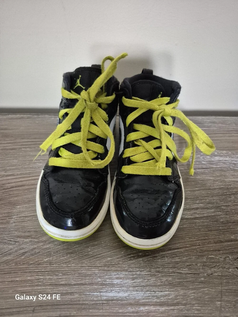 Air Jordan Nike Shoes BO6932-003. Child Size 12C. Black White Green Laces